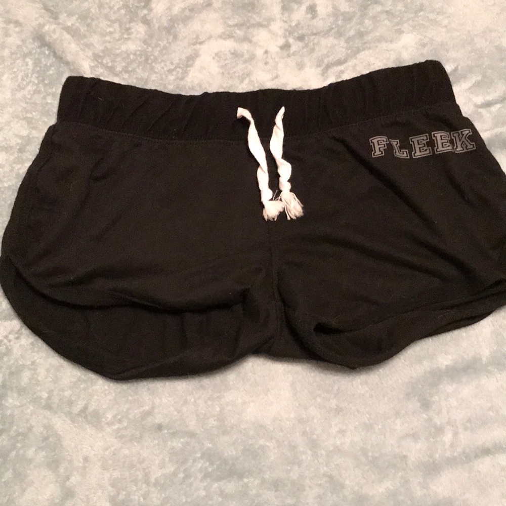 Black Coco limon shorts